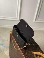 1ouis Vu1tton Wallet on Chain Ivy  23.5 x 12.0 x 4.3 black - 2