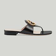 Gvcc1 Blondie logo-embellished leather sandals  - 4