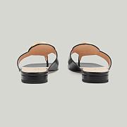 Gvcc1 Blondie logo-embellished leather sandals  - 3