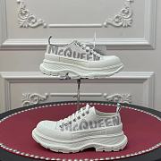 Alexander McQueen 4 - 2