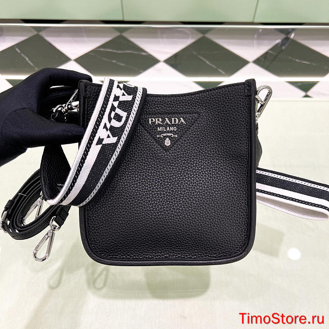 Proda Handbag  20*19*6 - 1