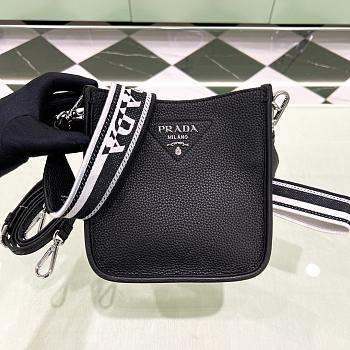 Proda Handbag  20*19*6