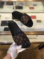 1ouis Vu1tton   sandal 3 - 5