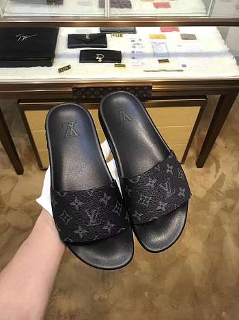 1ouis Vu1tton   sandal 4