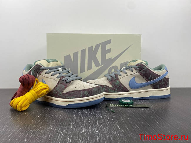 Crenshaw Skate Club x Nike SB Dunk Low CSC FN4193-100 - 1