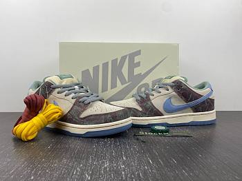 Crenshaw Skate Club x Nike SB Dunk Low CSC FN4193-100