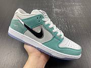 Dunk SDCAI*NIKE SB Low FD2562-400 - 3