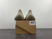 YEEZY FOAM RUNNER 'STONE SALT  GV6840 - 4