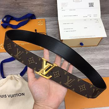 1V PYRAMIDE 40MM BELT M0422T