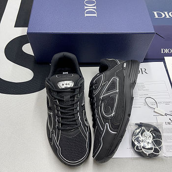B30 LowTop Sneaker 1