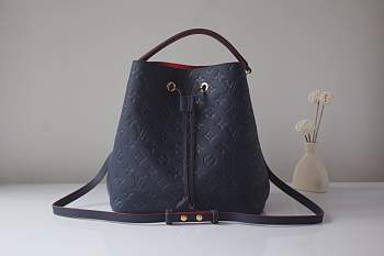 1ouis Vu1tton M45306 Deep sea blue fight red ‭26.0x 26.0x 17.5 cm ‬ 
