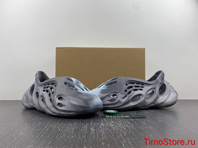 Yeezy FOAM RUNNER MX  - 1