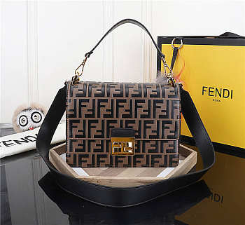 Fend1 Kan I bag 25cm 