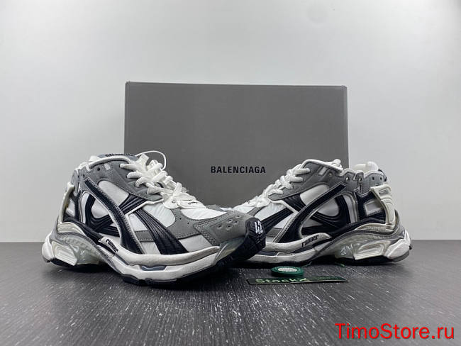 BALENCIAGA -Runner 66 - 1