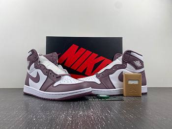 Air Jordan 1 High OG “Mauve”  DZ5485-105