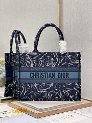 D1or  Book Tote Bag 05 36 x 28x 16.5cm  - 1