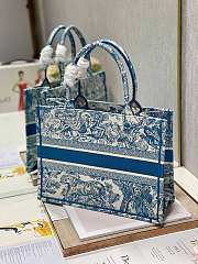 D1or  Book Tote Bag 04 36 x 28x 16.5cm  - 4