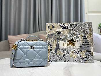 D1or  Caro Box Bag with Chain Blue 18cm 