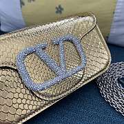 Valentino Garavani Small Shoulder Bags 20cm - 2