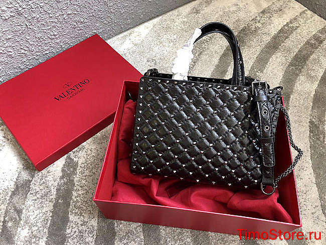 Valentino Garavani Rockstud Spike Lambskin Handbag 26 x 13 x 20 cm  - 1