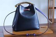 1ouis Vu1tton NÉONOÉ medium handbag ‭26.0x 26.0x 17.5 cm 3 - 4