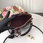 1ouis Vu1tton  Alma BB Bag M91606 25cm  - 2