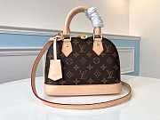 1ouis Vu1tton  Vintage Alma BB tote Monogram Small bag 25 x 19 x 11 cm - 1