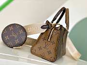 1ouis Vu1tton  Onthego East West Handbag 25cm  - 3