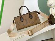 1ouis Vu1tton  Onthego East West Handbag 25cm  - 2