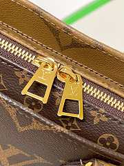1ouis Vu1tton  Onthego East West Handbag 25cm  - 5