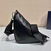 proda Triangle Leather Shoulder Bag Black 26x14x12cm - 5