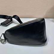 proda Triangle Leather Shoulder Bag Black 26x14x12cm - 3