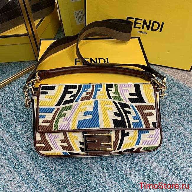 Fend1 Ff Fish-eye Motif Medium Baguette Bag 26x14x5cm  - 1