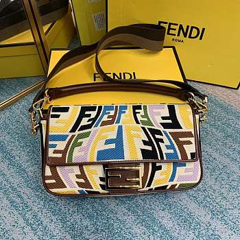 Fend1 Ff Fish-eye Motif Medium Baguette Bag 26x14x5cm 