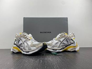 Balenciaga 772767-W3RNY-91790 72
