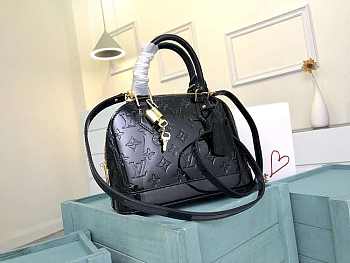1ouis Vu1tton Alma BB Black M91585 Bagsaa 25 x 19 x 11 cm