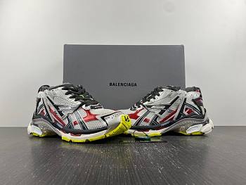 Balenciaga 82