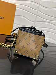 1ouis Vu1tton  NOE PURSE7 11.5 x 11.5 x 11.5 cm  - 2