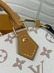 1ouis Vu1tton  Nano Alma Monogram9 18 x 12 x 8 cm  - 4