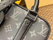 1ouis Vu1tton  Nano Porte Documents Voyage 20 x 13 x 5.5  - 4