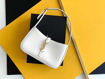 YS1  657228 LE 5 A 7 Hobo-29 24.5x16x6cm 