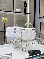 chene1 Cosmetic box AP2198YA24 Size:11x8.5x7cm white - 2