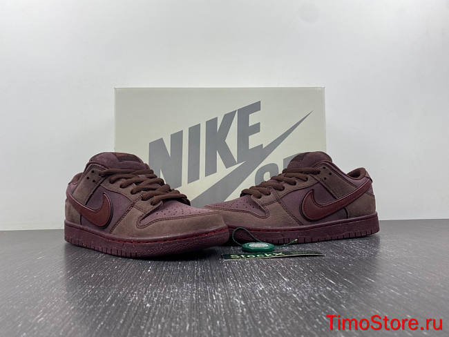 Nike Dunk SB  FN0619-600 - 1