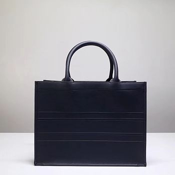 D1OR BOOK TOTE BAG 120903C25 Size:36.5x28x16cm