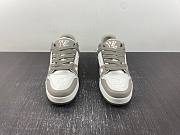 1ouis Vu1tton  Trainer Grey White  - 2