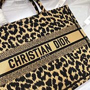 D1OR BOOK TOTE 130606D  Size:36.5cm - 2