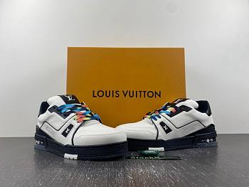 Louis Vuitton LV trainer black and white 