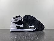 Air Jordan 1 High OG “Reverse Panda”  DZ5485-010 - 2