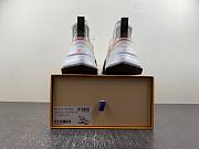 1ouis Vu1tton Archlight Sneakers  white yellow 1 - 6
