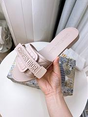 D1or  Slides  - 4